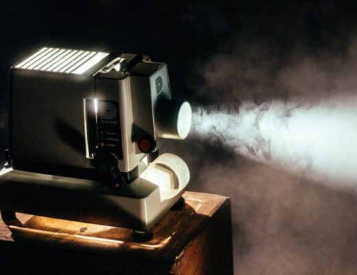 Top 7 Best Home Theater Projector to Buy in 2019