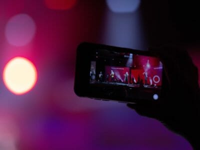 8 Best Webcams for your Social Media Live Streaming Sessions