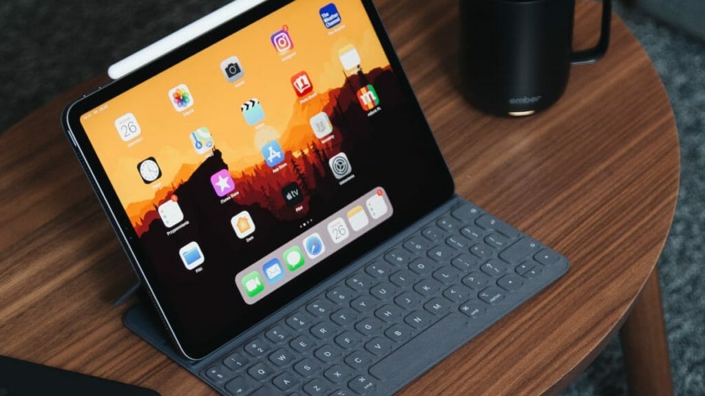Best Docking Stations For iPad Pro or iPad Air