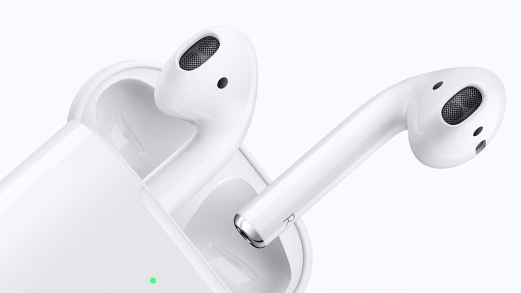 Apple Airpods With Wireless Charging Case